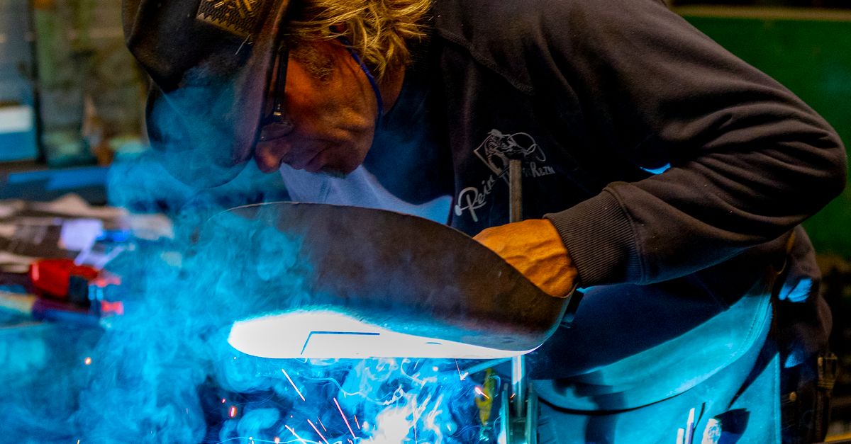 Adapting CNC Machining for Unique Metal Fabrication Needs